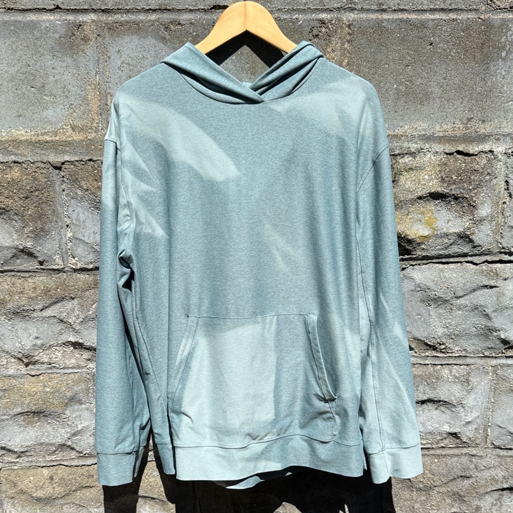 Outdoor Voices hoodie size xl blue heather sun faded performance mid weight